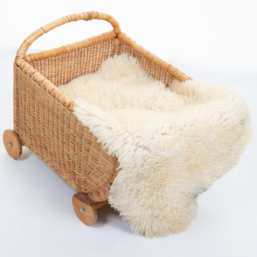 baby bassinet featured